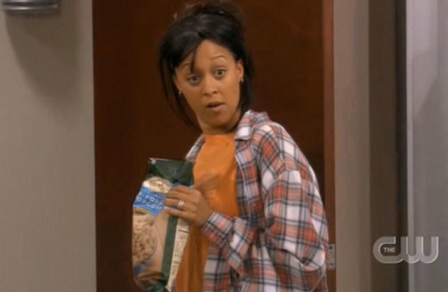 MrFlyyyGuyyy's tweet image. &amp;amp; it better STORM after i just bought all these groceries!!!