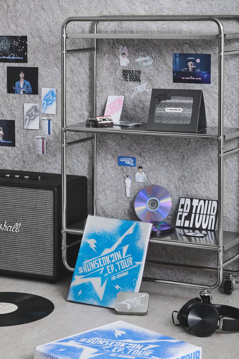HYBE_MERCH's tweet image. Jin ‘# RUNSEOKJIN_EP.TOUR in GOYANG’ The Original

전 세계 10개 도시, 20회 공연, 
아미와 함께 울고 웃으며 달려온 첫 월드투어 # RUNSEOKJIN_EP.TOUR ! 

그 여정의 시작을 알린 ‘# RUNSEOKJIN_EP.TOUR in GOYANG’의 준비 과정부터 공연 실황까지, 
찬란했던 도전의 순간들을 생생하게…