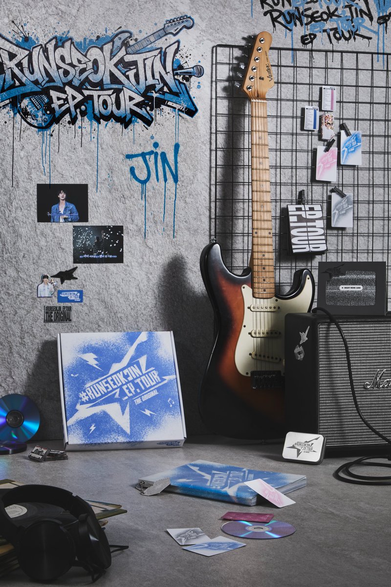 HYBE_MERCH's tweet image. Jin ‘# RUNSEOKJIN_EP.TOUR in GOYANG’ The Original

전 세계 10개 도시, 20회 공연, 
아미와 함께 울고 웃으며 달려온 첫 월드투어 # RUNSEOKJIN_EP.TOUR ! 

그 여정의 시작을 알린 ‘# RUNSEOKJIN_EP.TOUR in GOYANG’의 준비 과정부터 공연 실황까지, 
찬란했던 도전의 순간들을 생생하게…