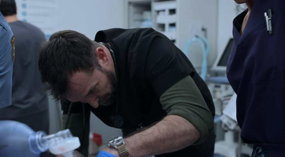 Robby being the one to check the head injury and confirm the biker patient is dead was so foul,
I feel sick.