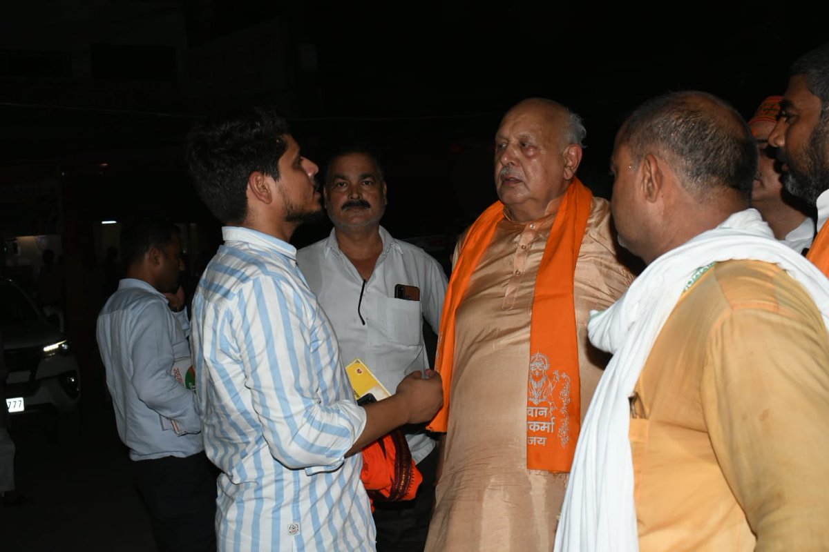 MayankShuklaBjp's tweet photo. जन्मदिन की हार्दिक शुभकामनाएं बधाई मंत्री जी https://t.co/LrySTtZTdp