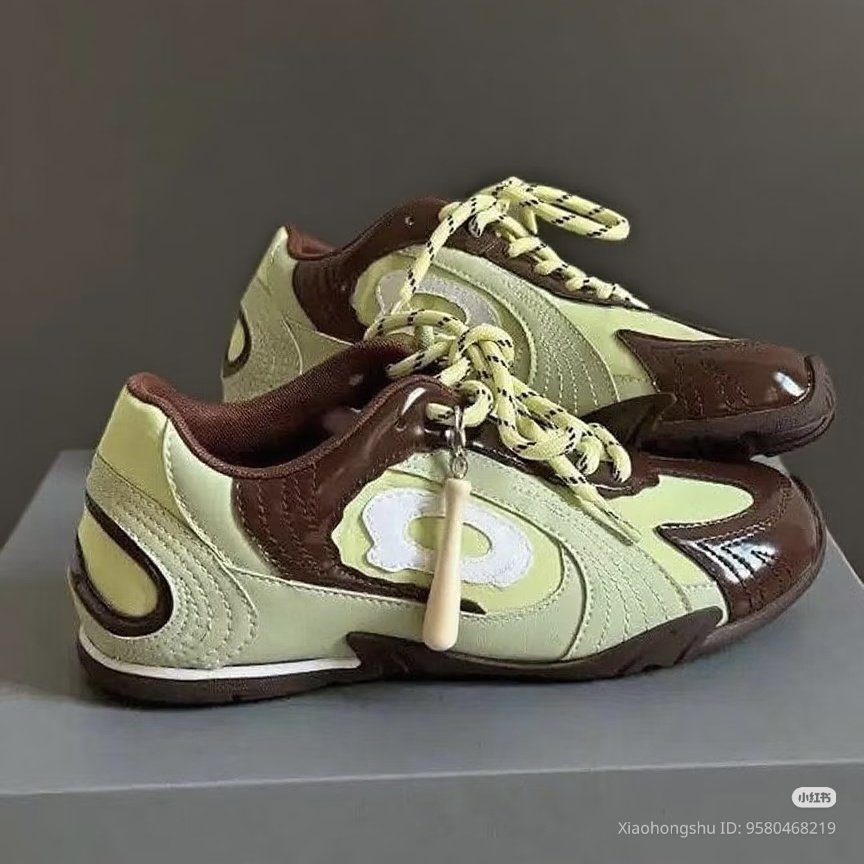 cherricand's tweet image. trendy sneakers

a thread