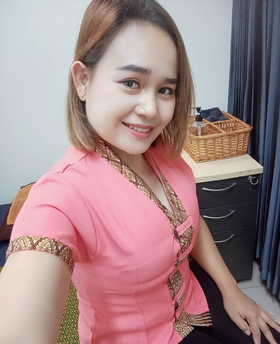 smchy6366641's tweet photo. วันนี้หมอเรามีให้เลือกหลายคน รีบแอดไลน์จองคิวกันนะคะ ร้านนวดนานาเปิดสองสาขา นครปฐมและบ้านโป่ง
โทรหรือแอดไลน์0829426347
#นวดออยล์
#นวดอโรม่า
#นวดนครปฐม
#นวดบ้านโป่ง
#นวดหนองขาหยั่ง
#นวด��ามแยกกระจับ
#นวดนอกสถานที่
#นวดฝีมือเน้นนวด
#นวดในและนอกสถานที https://t.co/RdGL2nt5mH