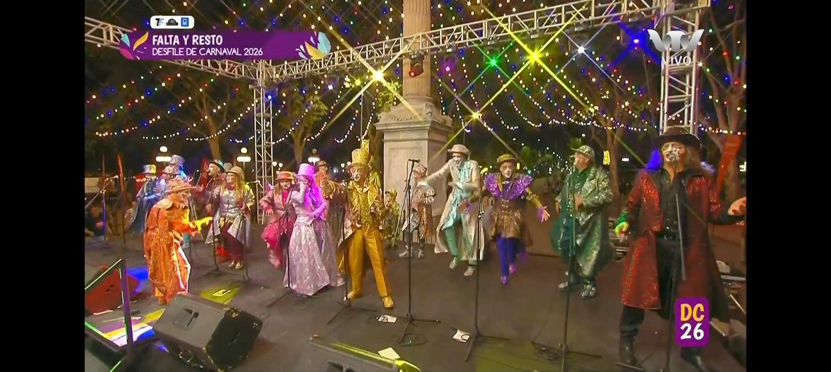 FemiManya's tweet image. Pero QUE DIVINAAA @faltayrestoOK