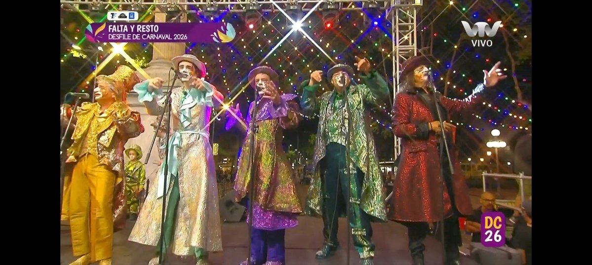 FemiManya's tweet image. Pero QUE DIVINAAA @faltayrestoOK