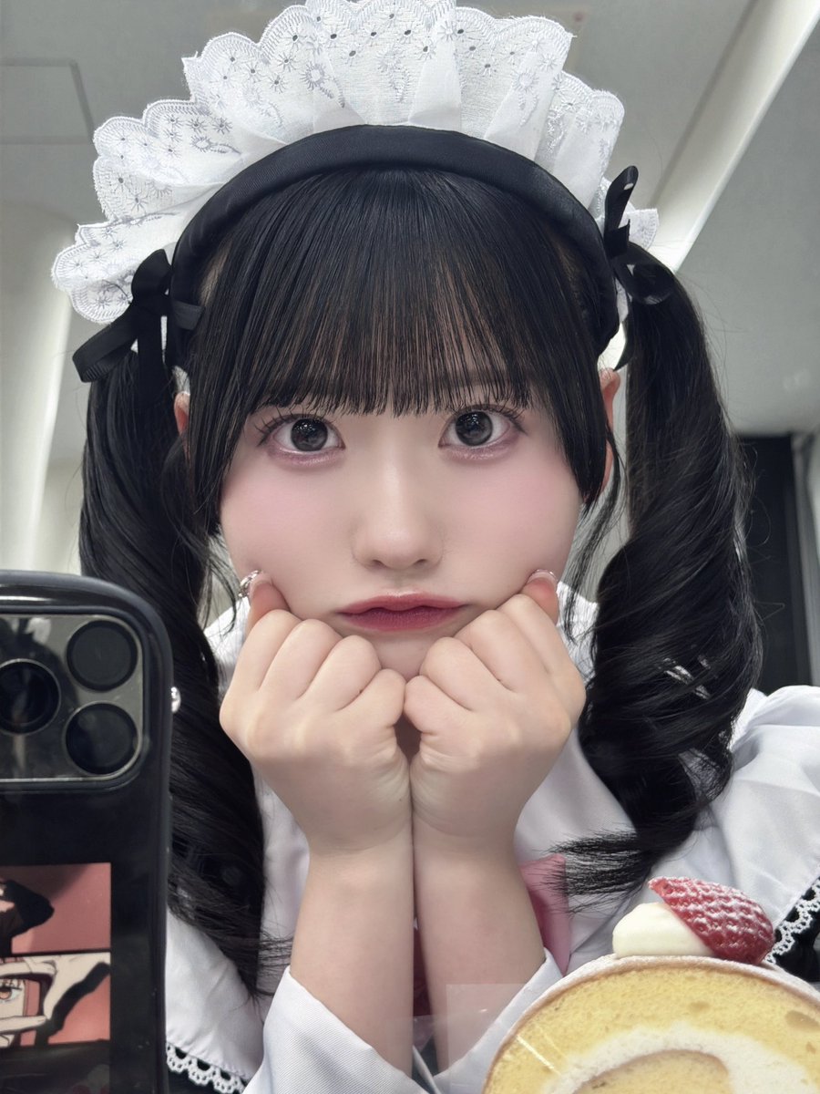 mayuumji's tweet image. genuinely need AKB's management to step ASIDE and let me take over because i would make her and this group so incredibly famous i have a plan