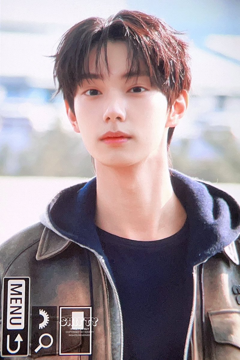 httpscliyunet's tweet image. 이뽀니얌ㅠㅜㅠㅠㅜ
오랜만에 얼굴봤더니 막 눈물날거같고 그르네...