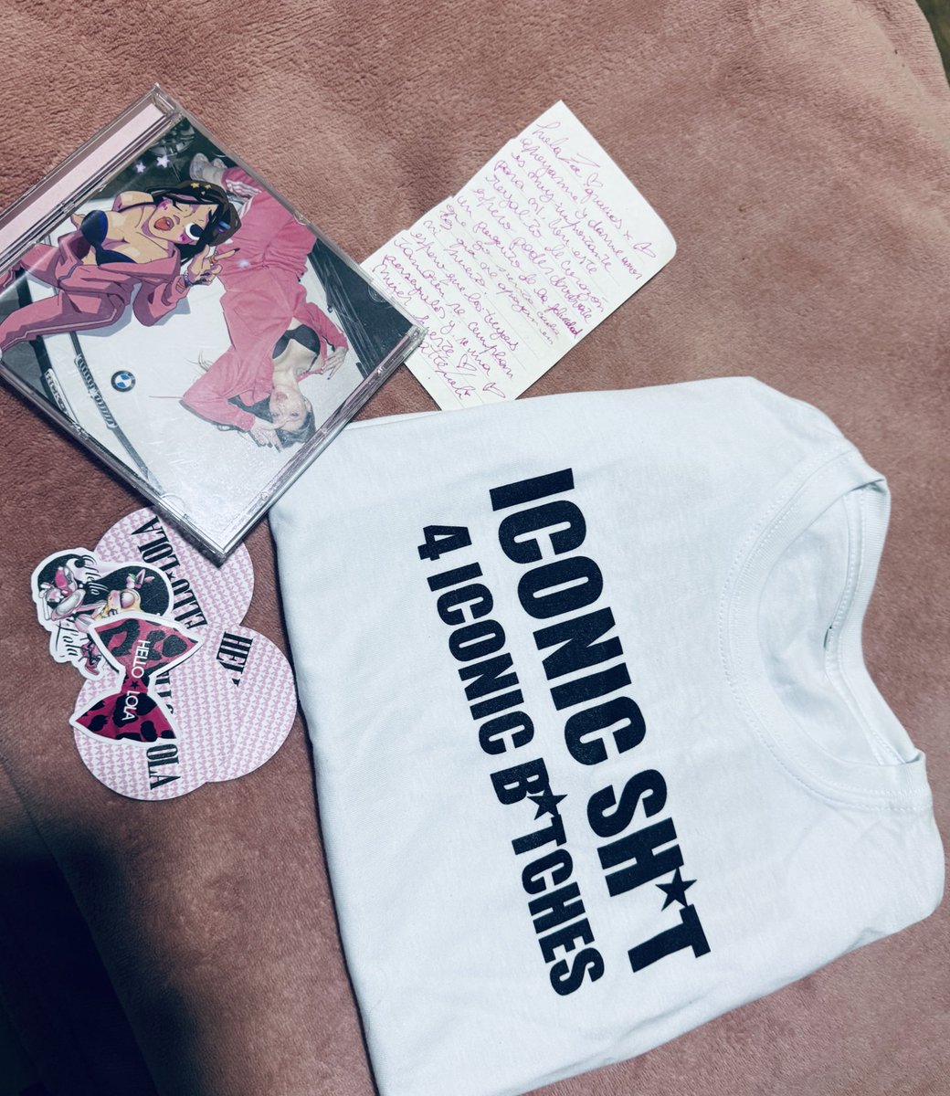 <a href="/hellololaxo/">conxuda couture</a> súper agradecida! te amooo bixaaa 🩷💞💕💓