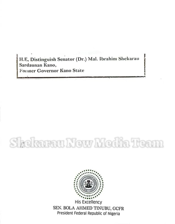 President <a href="/officialABAT/">Bola Ahmed Tinubu</a> sent Mallam #IbrahimShekarau a seasonal greeting card via the Kano State Renewed Hope Agenda Coordinator, Malam #SalihuSagirTakai.