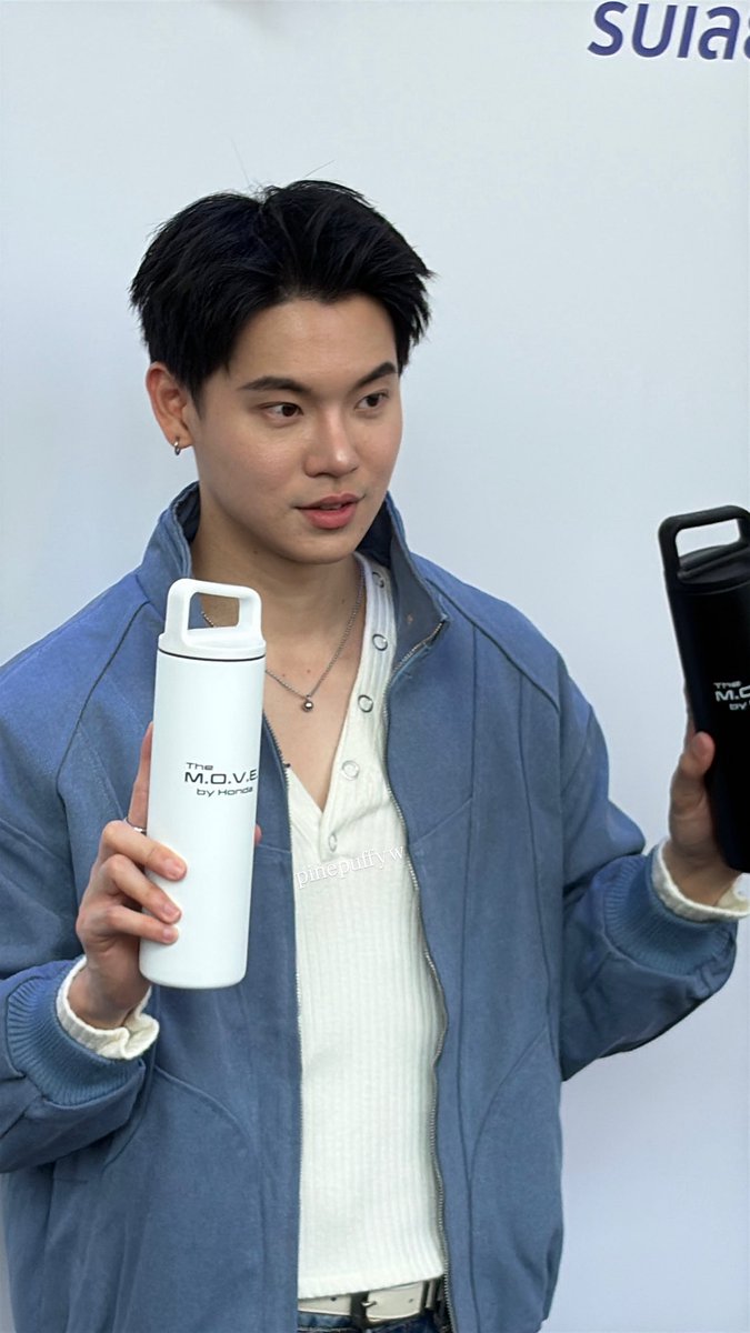 pinepuffyw's tweet image. #TheMOVEbyHondaxYIN
Honda Design Month x Yin 

#หยิ่นวอร์ #yinyin_anw @yinyin_anw 
🫠🩵🐶