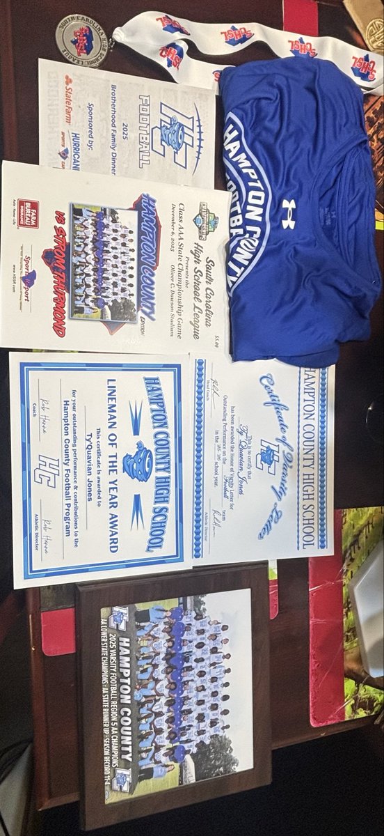 JonesQuavian's tweet photo. The move to Hampton County was worth it. I learned, grew, built real relationships, and experienced what it truly means to be part of a team. Grateful for everyone who supported me—and even those who doubted me, because you fueled me. Coming back next year even better 🦾&amp; https://t.co/q0nOBruQ0x