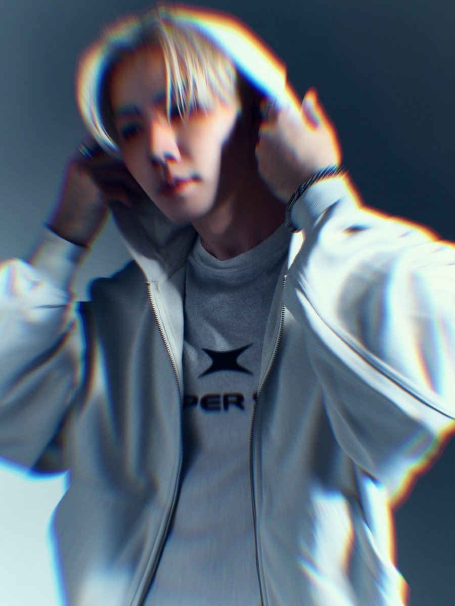 SHINE FROM THE INSIDE 🤍😎

<a href="/ssupersun/">SUPER SUN</a> 
#SUPERSUN 
#SUPERSUNCULTURE