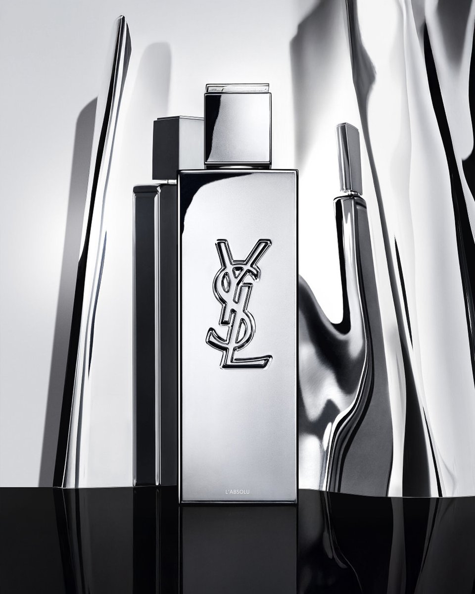 YSL Myslf L'Absolu Parfum
Celebrate who you are, intensely 

!عطر إيف سان لوران ماي سيلف لو أبسولو للرجال... اجعلوا شتاءكُم أجمل