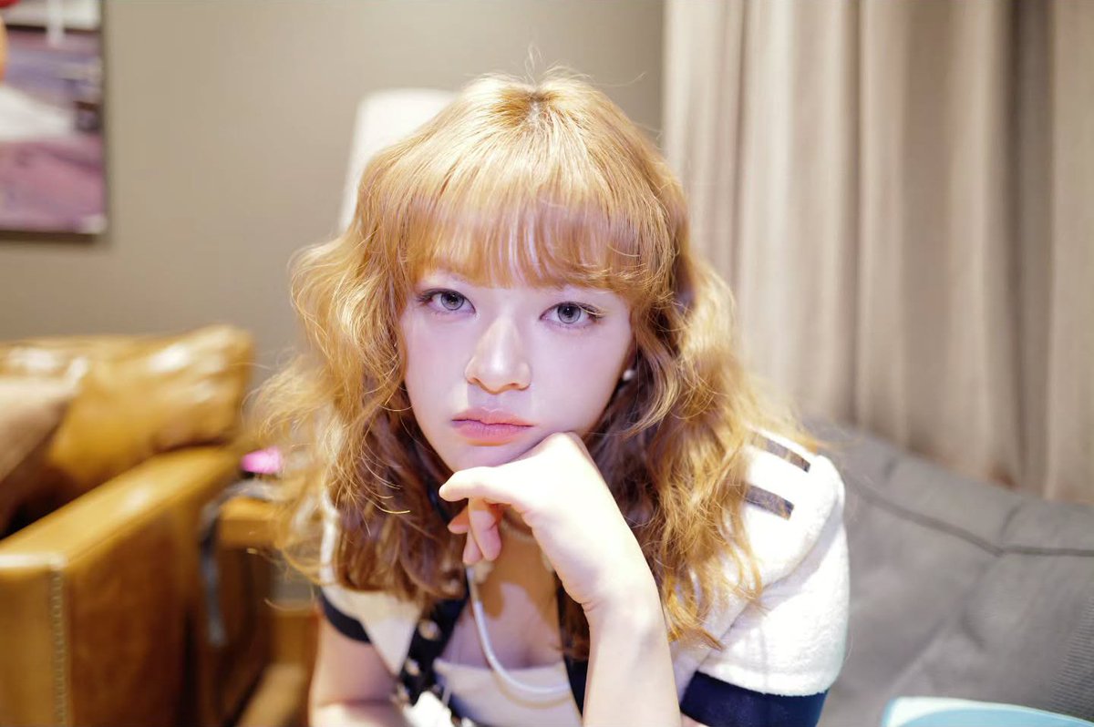 godmitzu's tweet image. DOLL FACE