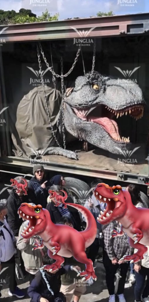 panterakoshi660's tweet photo. 初めての大きな公園🦖🌳
jeep グラディエーター🛻乗って
ティラノ捕まえて来た🦖 https://t.co/kVfzQuL1Mk