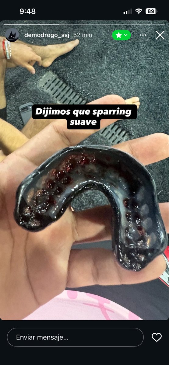 brenawx's tweet photo. Las historias de mi vato siempre partiéndose la madre y las mías bien chava de las flores que siempre me da jajajsjaj, lo amo https://t.co/r3VFbY3vuZ