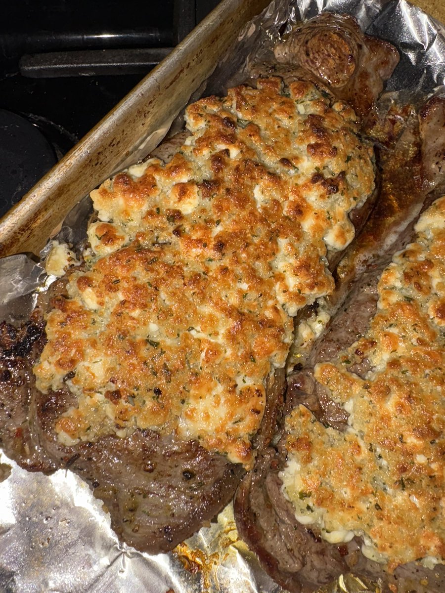 First time making a bleu cheese- crusted steak. LISTENNNNN…top 10