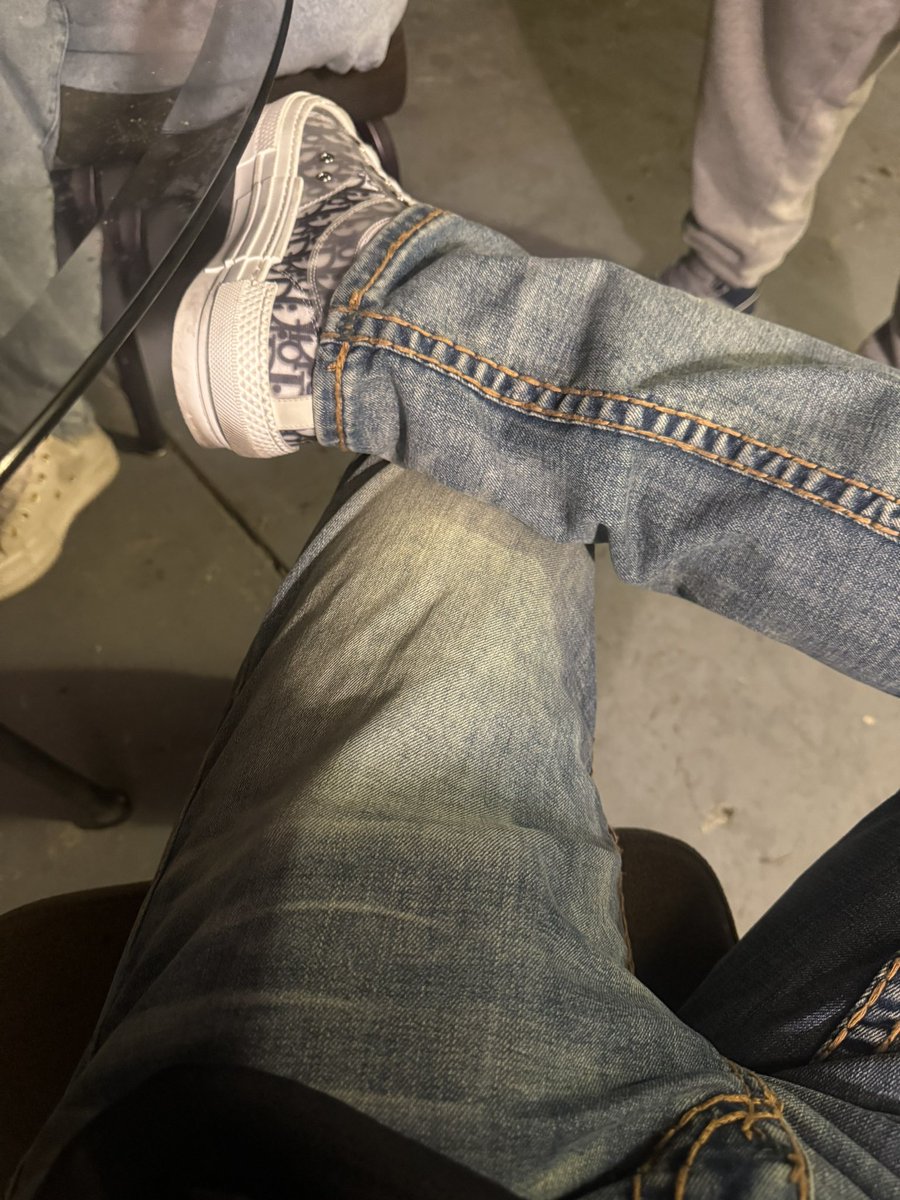 aydenchacon_'s tweet photo. Christian Dior on my shoes 
They cost a band, i prolly won’t wear again https://t.co/Y2UKotLdD6
