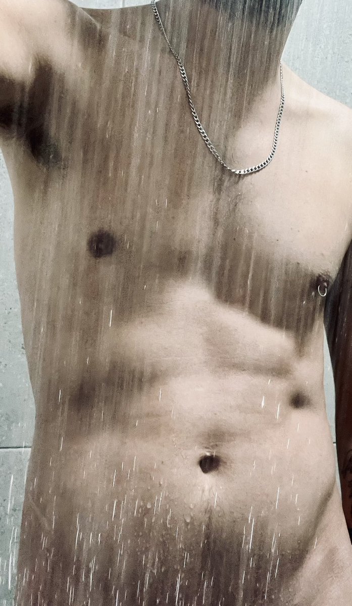 ForFunCPT's tweet image. Who’s jumping into the shower with me…