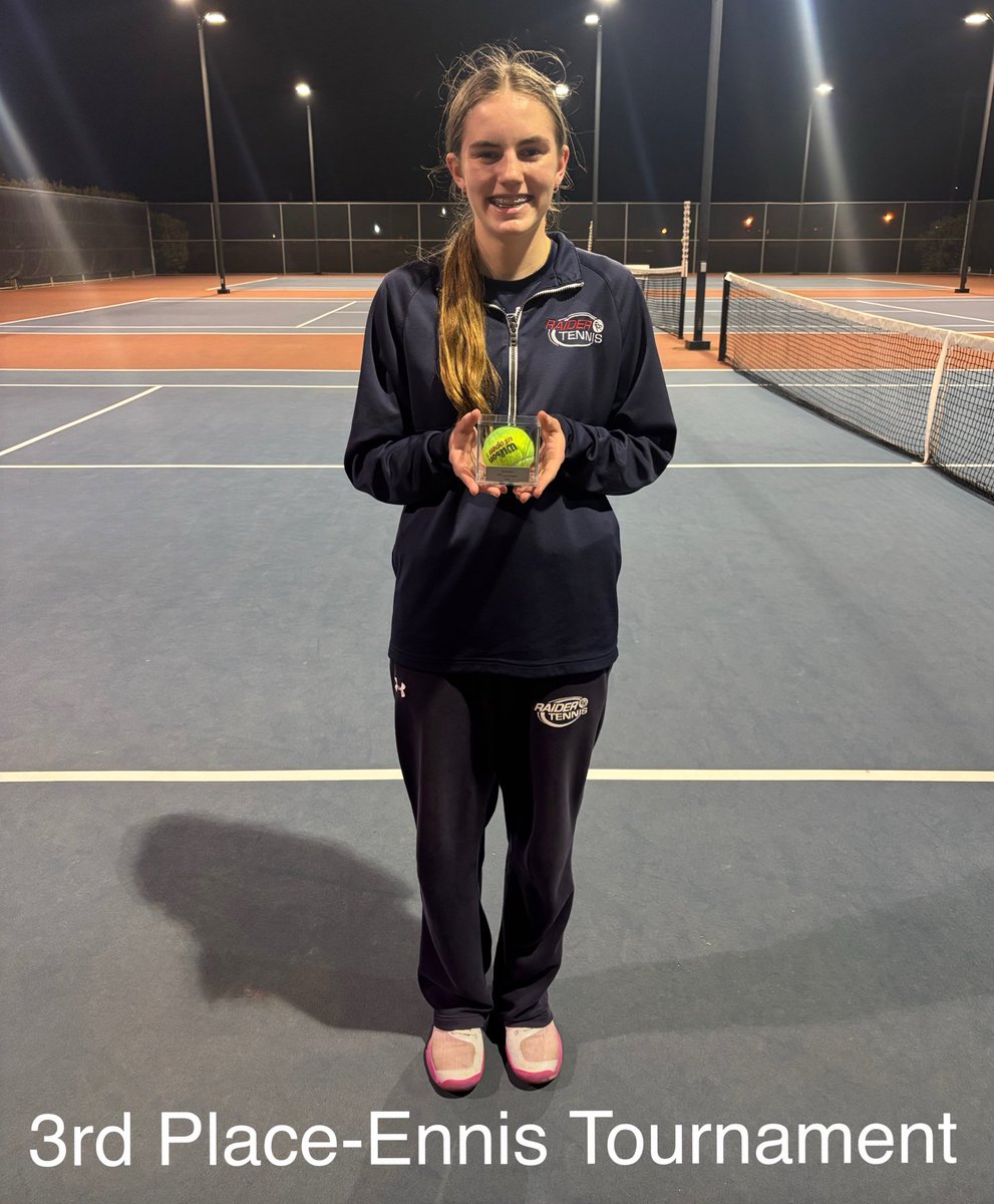 Congratulations to Hannah for winning 3rd Place at the Ennis tournament today!! 🥉 Go Raiders!!