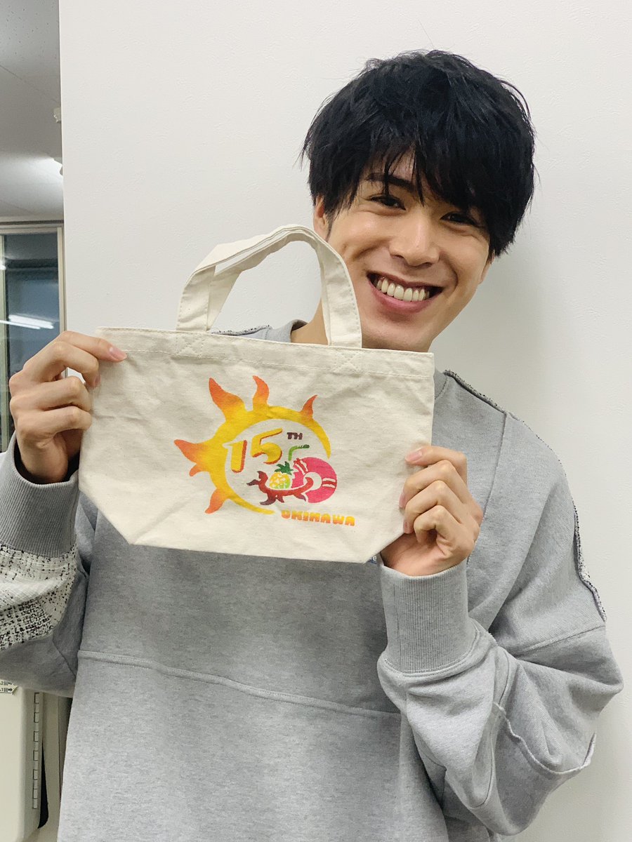 平松賢人【九州】キャンペーン🔥🔥🎤！！
→2026年2月6日（金）←

🎤13：00～［佐賀］
・フレスポ鳥栖
（1F　センターコート）

🎤16：00～［福岡］
・ミュージックプラザ・インドウ
（2Fイベントスペース）

行くぜーーーーー！！！！！！！
九州ーーーーー🥰🥰🥰🔥🔥🔥！！
#平松賢人 #メラメラ