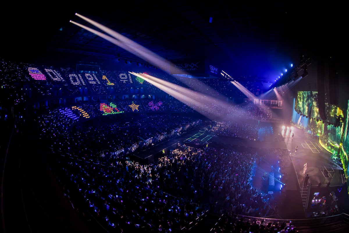 SMTrueThailand's tweet image. 🇹🇭✨ ภาพสุดพิเศษเพิ่มเติม ✨🏡 เวิลด์ทัวร์คอนเสิร์ตเต็มรูปแบบครั้งที่สามในประเทศไทยของ 💙🌙 aespa ⭐🦋 ‘เกิร์ลกรุ๊ปเค-ป็อปเจน 4 วงแรกที่สามารถจัดคอนเสิร์ต ณ อิมแพ็ค อารีน่าได้ติดต่อกันเป็นครั้งที่ 2’

❝ สวัสดีค่ะ พวกเรา aespa ค่ะ ❞

❝ ไม่ได้เจอกันนานมากเลยค่ะ ดีใจมาก ๆ…