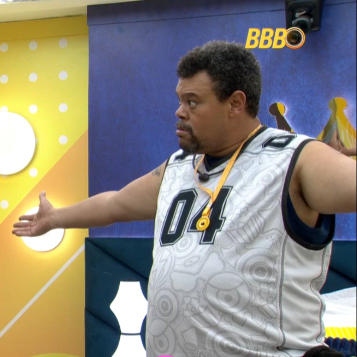 CRacervo's tweet image. Morri com o Babu concluindo que se o Matheus perdeu pro PEDRO na Casa de Vidro, alguma coisa ele fez lá.