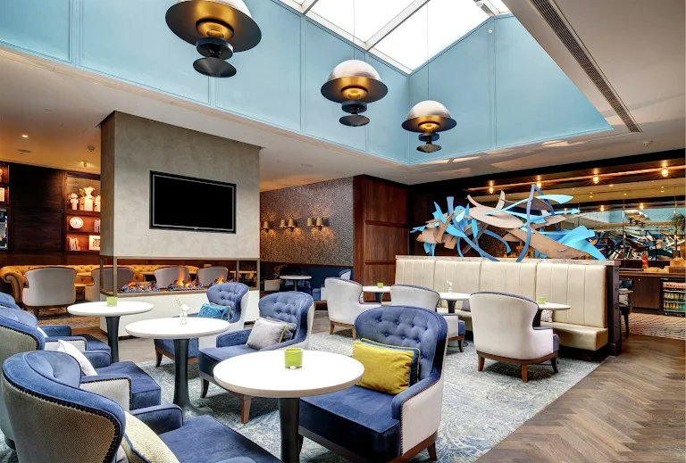 ประกันสังคม ออกทริปบินดูงานสุดหรู ด้วยเงินผู้ประกันตน  6 วัน 5 คืน 2.2 ล้านบาท ชั้นบินเฟิร์สคลาสนะจ๊ะ