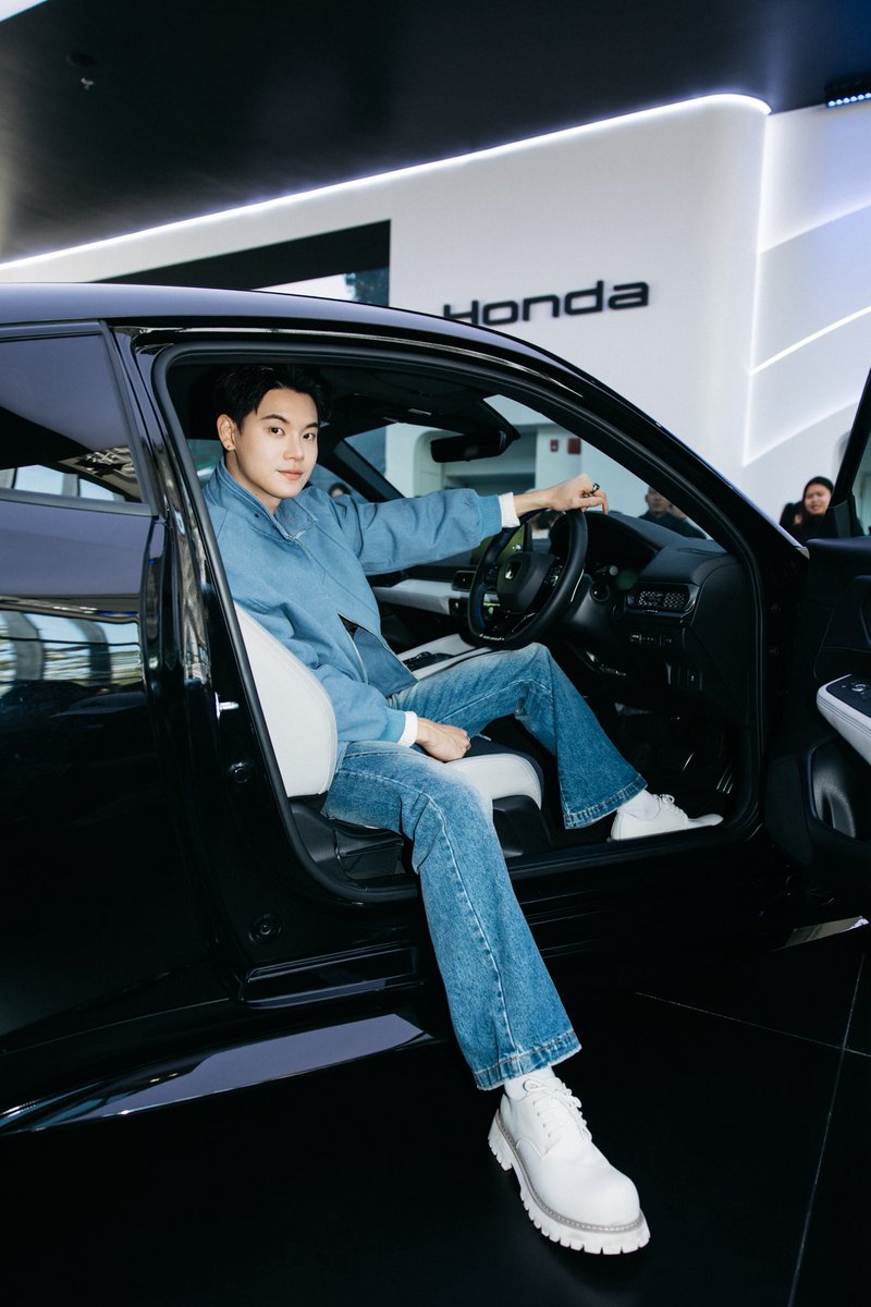 argentis_th's tweet image. Yin at The M.O.V.E. by Honda
Expected Life.
Unexpected Discoveries.

#TheMOVEbyHondaxYIN