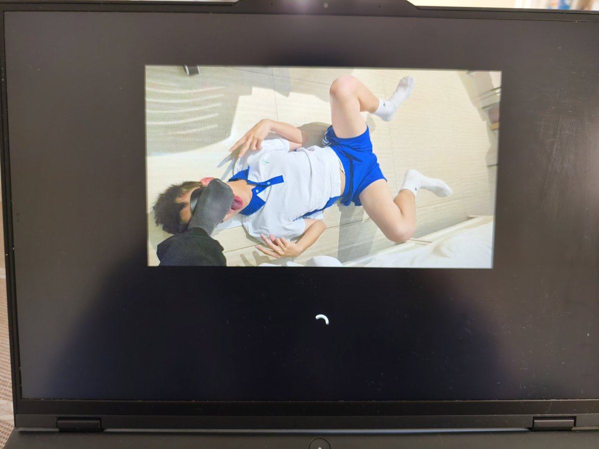 电脑开机傻逼照，我是贱狗我骄傲✌️🤪✌️