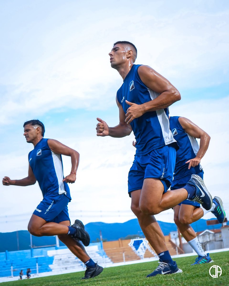A TRANSPIRAR LA CAMISETA QUE ES TODO LO QUE NOS QUEDA 😰

La pretemporada sigue su curso y en Juventud se trabaja de la mejor manera para afrontar la temporada 2026 del #FederalA.

📸 <a href="/CJAOficial/">Juventud Antoniana Oficial</a>