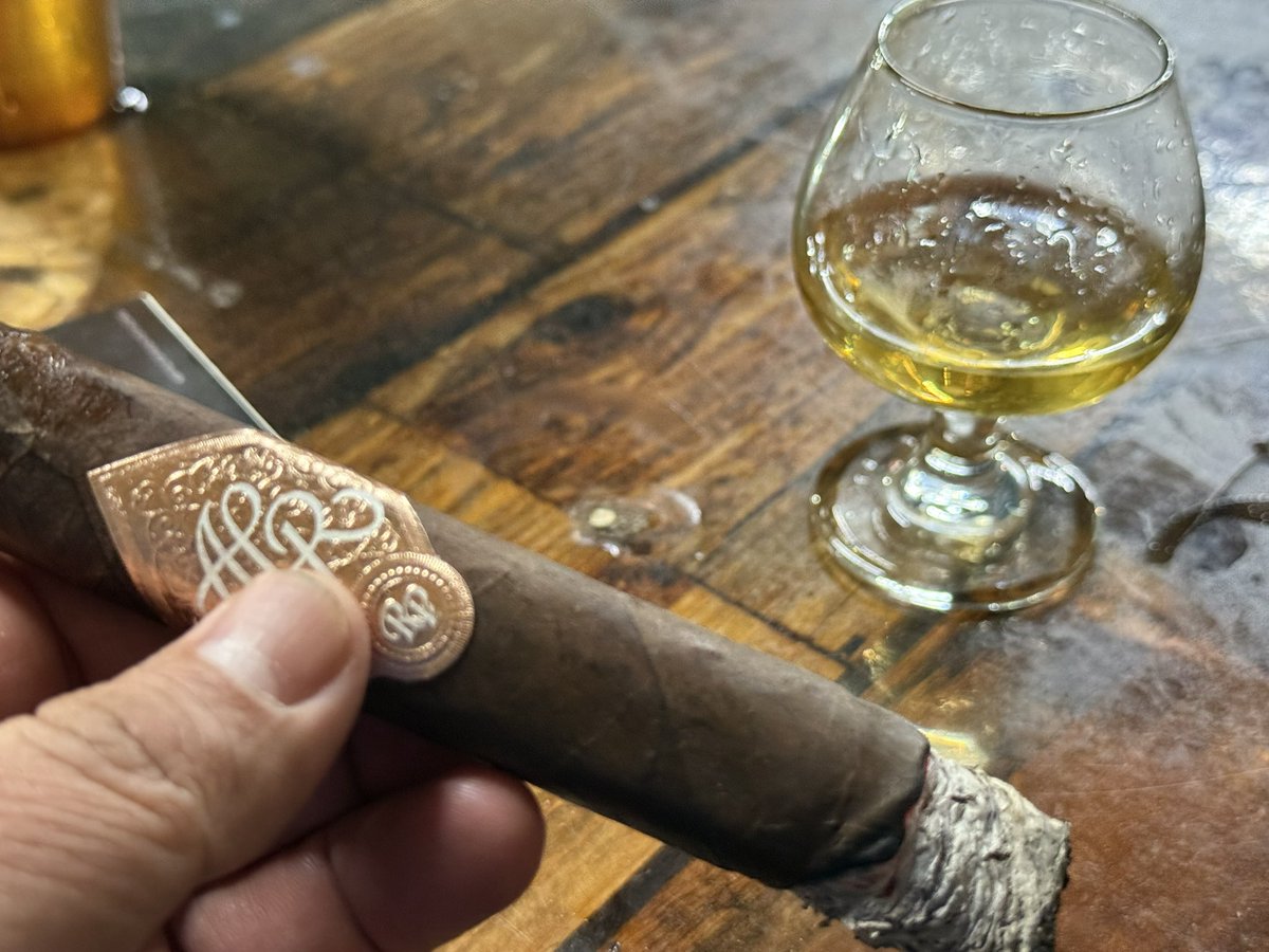 Rick (@lagranhoja) on Twitter photo 