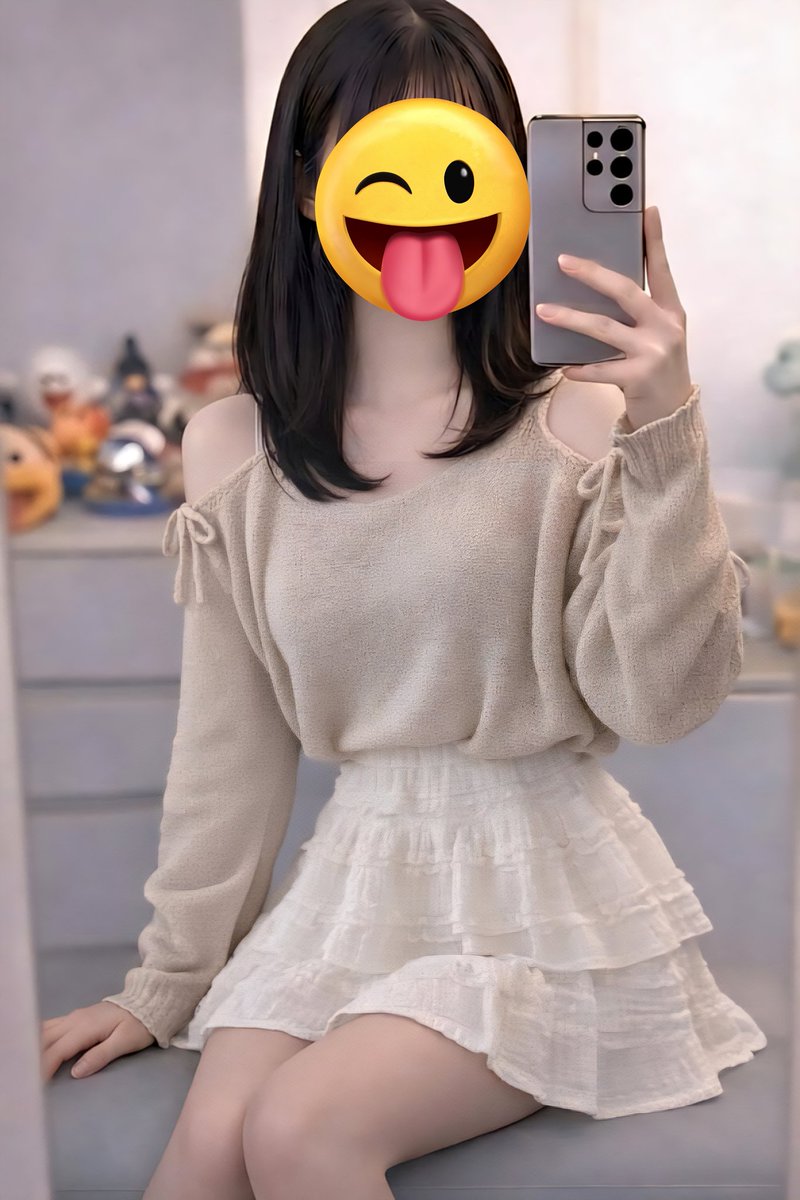 choco2001a's tweet image. #cd #crossdresser #여장 #男の娘 #어깨
상의는 여름에 종종 입고 다니던 통풍 잘되는 옷이라! 좋긴한데 단점은 역시 재질이 좀 까슬거리는 느낌? 하의는 잘 안입는 그나저나
어차피 시디도 남자야 조명때문에 뽀샤시해 보이는거지 너무 여자라 생각하고 혼자 망상에 빠지면 안된다고!!