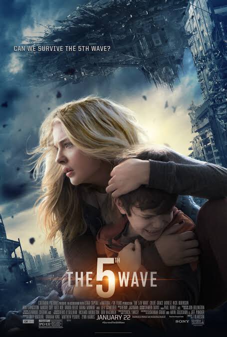 FilmNewsNos's tweet photo. 🎬MOVIE HISTORY: 10 years ago today, January 22, 2016, the movie ‘The 5th Wave’ opened in theaters!
#ChloeGraceMoretz #NickRobinson #RonLivingston #MaggieSiff #AlexRoe #MariaBello #MaikaMonroe #ZackaryArthur #LievSchreiber #TonyRevolori #TalithaBateman #NadjiJeter #JBlakeson https://t.co/cbbI5z0WIu
