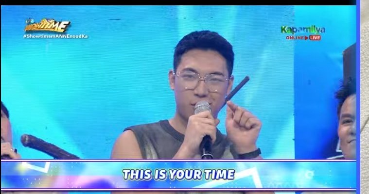 Happy Thursday ko coz of you 
<a href="/Espanto2001/">Darren</a> 
#DARREN
#ShowtimemANNEnoodKa