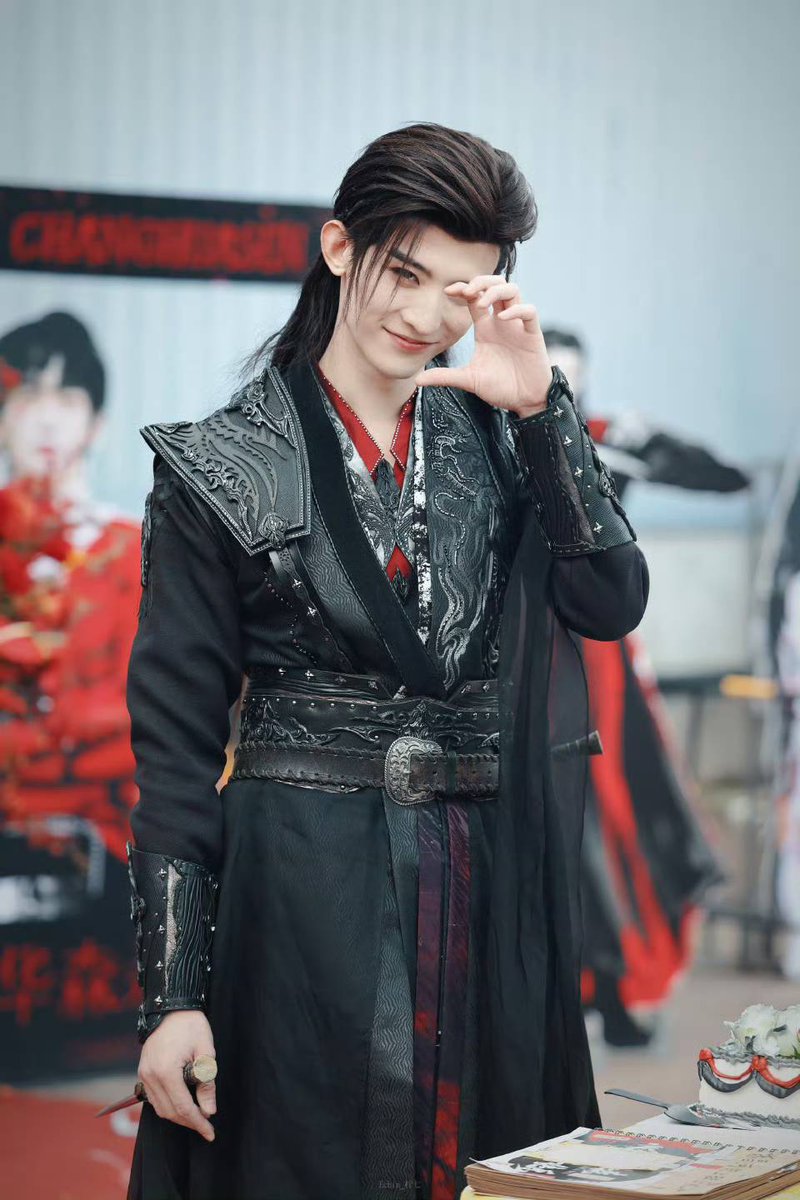 ParkLeeChoi's tweet image. อิจฉาพสพีนัททุกคนที่ไปกอง อิจฉากว่าคือทุกคนได้แซว ได้เจอชางเหอเวอร์ชั่นขี้อาย เพราะถ้าเจอชางเหอเวอร์ชั่นนทีมืดอาจจะโดนปาดแทน