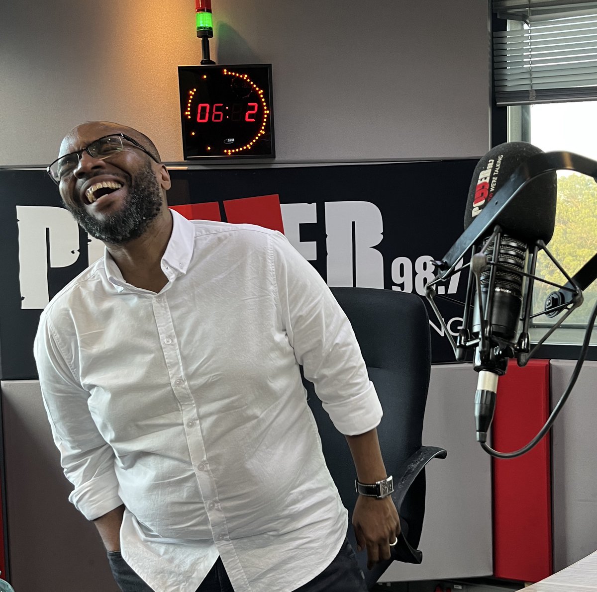 Good morning… #TGIFF 

Welcome to  #POWERBreakfast with <a href="/ThabisoTema/">Thabiso TT Tema</a> and the team <a href="/LeboPhokela/">Lebohang Phokela</a> &amp; <a href="/_NyakalloT/">Nyakallo Tefu</a> until 09:00.

Get in touch with us throughout the show.

☎️: 0861 987 000
📲: 083 303 7093 
📺: DSTV Channel 889
🖥Live stream: power987.co.za/stream/