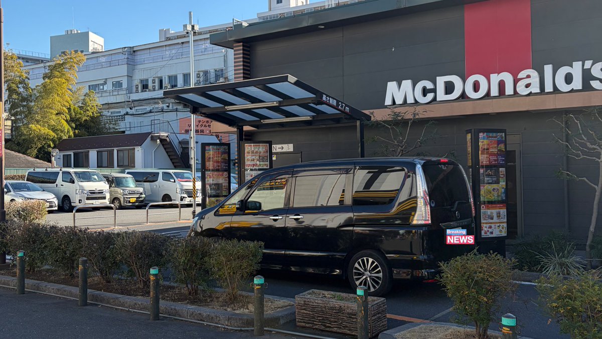 ILOVEDIECASTCAR's tweet photo. #Vopt https://t.co/TUUj2UjXuj