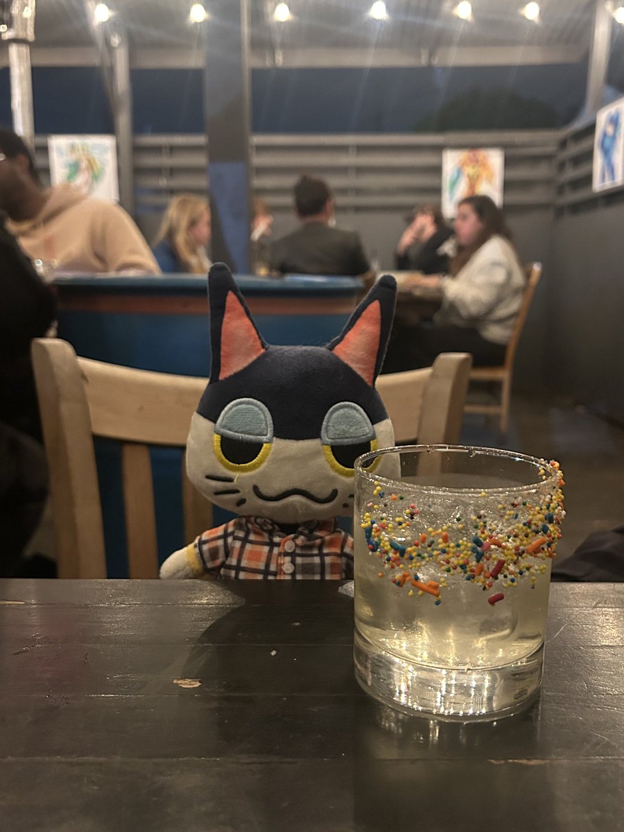 lissthelass's tweet image. On a date, kinda nervous…