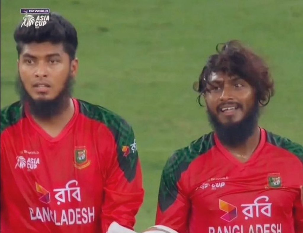 1no_aalsi_'s tweet image. - India helped them get independence

- India gave them a loan of 67,000 crore for infrastructure

- Every year India allocates 120 crore as aid for them

- India supported their cricket.
India helped them get Test team status

- During their hunger crisis India gave them food…