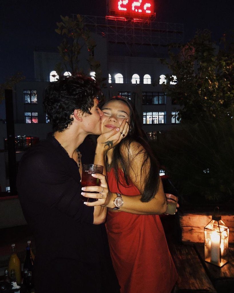 ShawnMendesHour's tweet photo. Aaliyah &amp; Shawn Mendes https://t.co/6Hiea12Z81