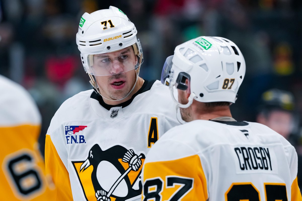 NHL's tweet image. The @penguins' record in games where both Sidney Crosby and Evgeni Malkin score:

117-10-7