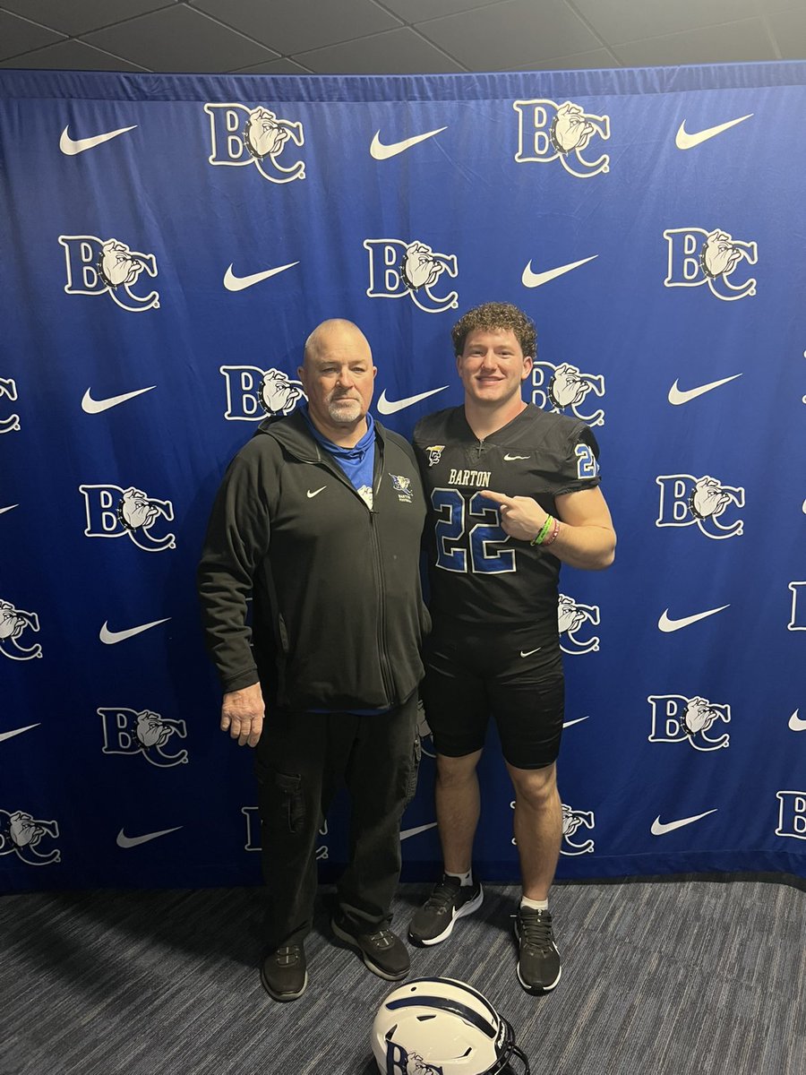 JacksonHenry26 tweet media