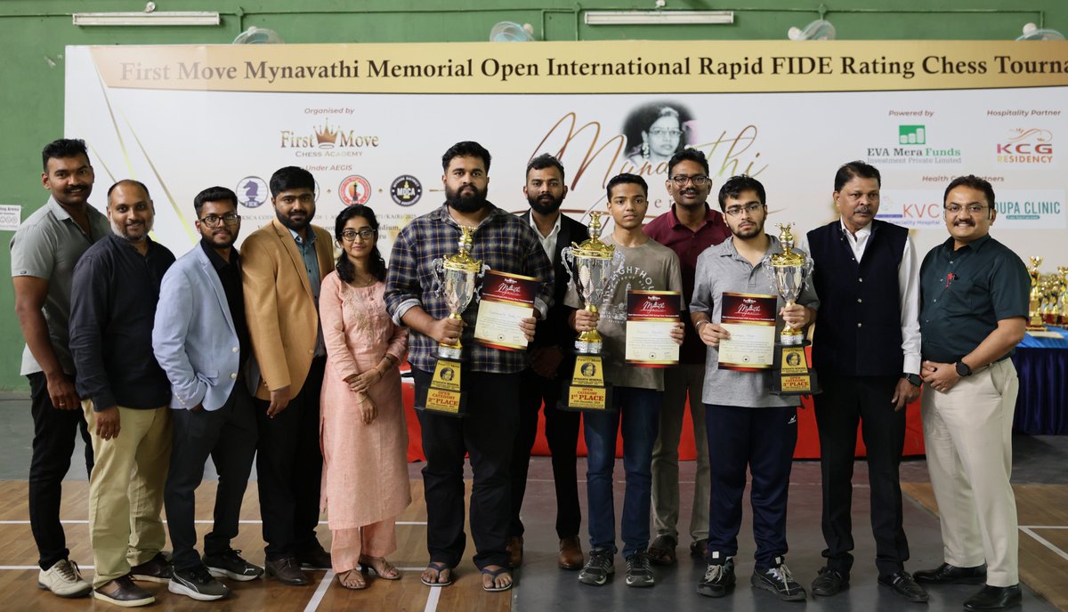 ChessbaseIndia's tweet image. Apoorv Kamble dominates Mynavathi Memorial Rapid Rating Open 2025

Top 3
🥇IM Apoorv Kamble 8.5/9
🥈IM Chakravarthi Reddy M 8/9
🥉IM Kushagra Mohan 7.5/9

📷Vijetha C K / First Move Chess Academy

#Chess #ChessBaseIndia #Mysore #Karnataka #India