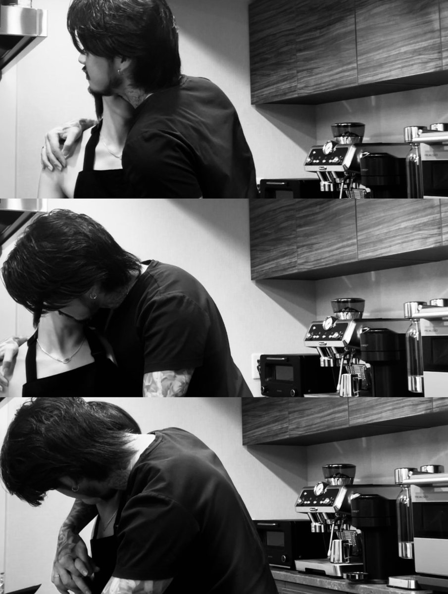 yunhojaejoongs's tweet image. ฮิโรอากิคือ รักเรียวตะมาก ขนาดพิมพ์ออกมาก็ยังสื่อให้คนอื่นเข้าใจว่าเค้ารักของเค้ามากอะ เราอ่านแล้วแบบ ทุกประโยคที่พิมพ์คือรัก ชม เทิดทูน และทุกครั้งจะมีความหมายคล้าย ๆ กันคือ ถ้าไม่มีเรียวตะก็ไม่มีเค้าในวันนี้ 🥹💕