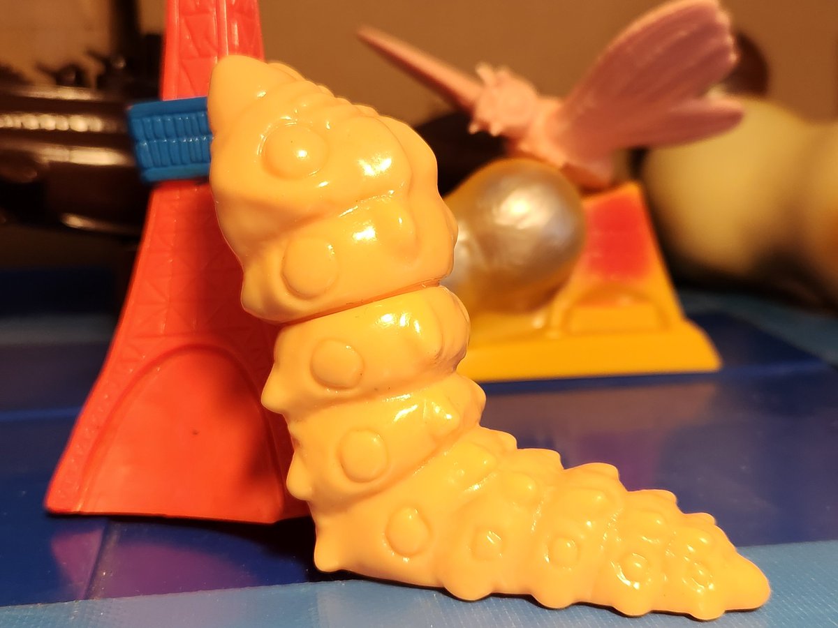 モスラ幼虫のソフビかと思った？ 残念❗ウルトラマンタロウの怪獣