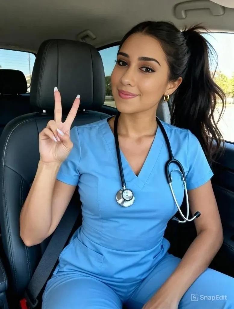 SarahXArt's tweet image. Today is my birthday but nobody remembered, I'll spend it here alone🙏