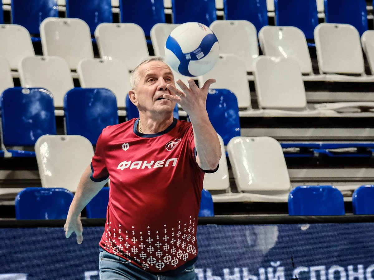 🔥💥 «ФАКЕЛ» провёл тренировку в «Звёздном» перед завтрашним матчем с красноярским «Енисеем».
🎟️ Билеты на игру ➡️ fakelvolley.ru/tickets