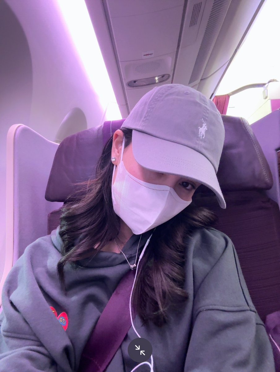 j_jayyna's tweet image. ถ้าถามว่าตื่นหรือยัง ตอบได้เลยว่ายังไม่ได้นอน