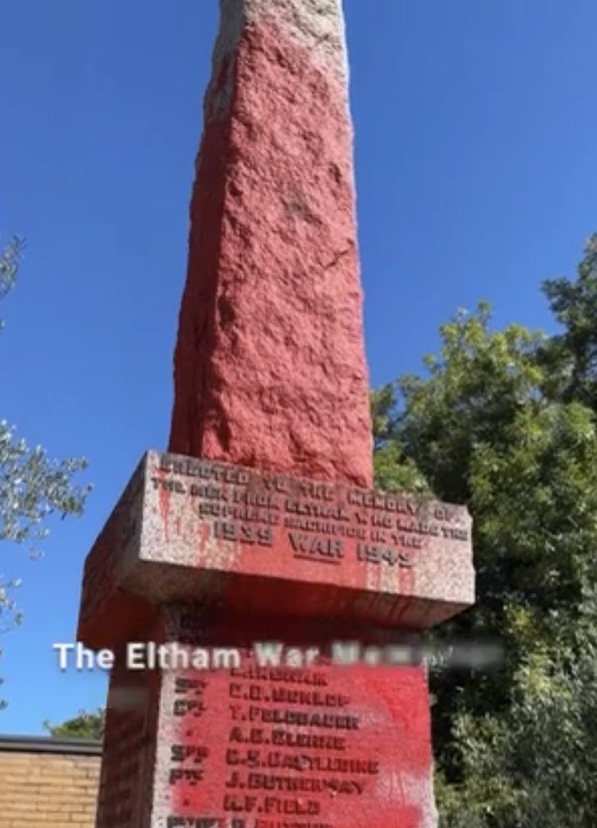 DrewPavlou's tweet image. Communist activists just attacked an Australian World War II memorial dedicated to the memory of Australian soldiers who fought against Nazi Germany and Imperial Japan.